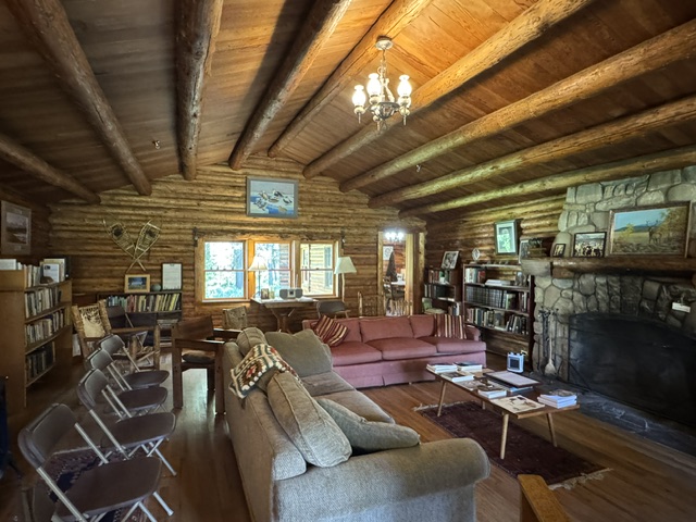 Murie cabin interior 1